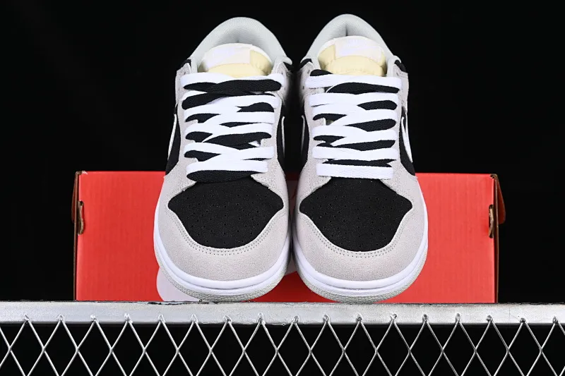 All Categories Nk SB Dunk Series Nk SB Dunk Low Low-top sneakers Cost-effective version Nk Dunk Low Retro "Vast Grey" Black and gray rabbit SB low-top sports and leisure sneakers DD8338-001